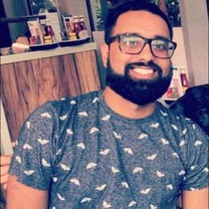 Meet your Posher, Ashish